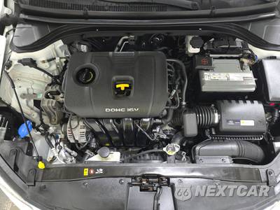 2018 Hyundai Elantra Value Edition Sedan - zdjęcie 15 z 36 - miniatura