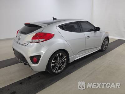 2016 Hyundai Veloster Turbo - zdjęcie 4 z 56 - miniatura