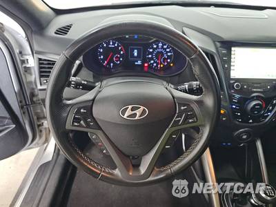 2016 Hyundai Veloster Turbo - zdjęcie 10 z 56 - miniatura
