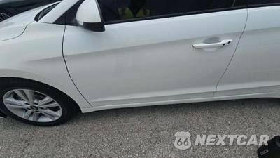 2018 Hyundai Elantra Value Edition Sedan - zdjęcie 34 z 36 - miniatura