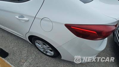 2018 Hyundai Elantra Value Edition Sedan - zdjęcie 32 z 36 - miniatura