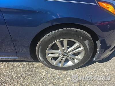 2017 Hyundai Sonata SE - zdjęcie 9 z 23 - miniatura
