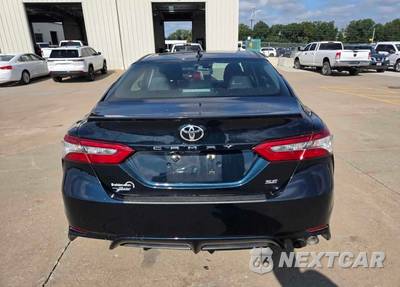 2019 Toyota Camry SE - zdjęcie 5 z 11 - miniatura