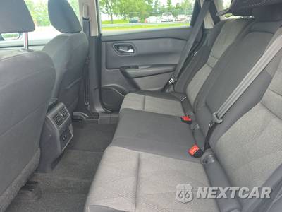 2024 Nissan Rogue SV - zdjęcie 13 z 19 - miniatura