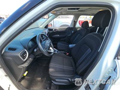2025 Hyundai Venue SEL - zdjęcie 7 z 28 - miniatura