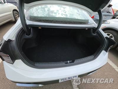 2025 Hyundai Sonata SEL - zdjęcie 16 z 29 - miniatura