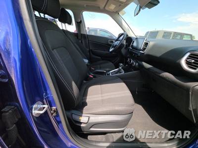 2025 Hyundai Venue SEL - zdjęcie 8 z 27 - miniatura
