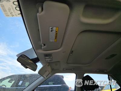 2025 Hyundai Venue SEL - zdjęcie 20 z 27 - miniatura