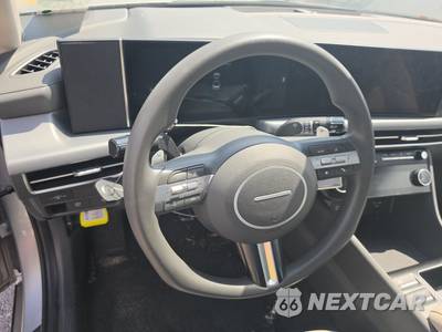 2025 Hyundai Sonata SEL - zdjęcie 10 z 18 - miniatura