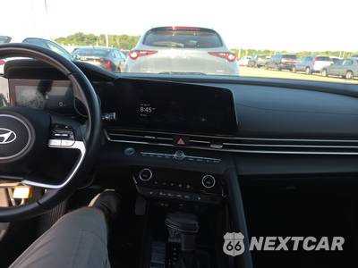 2025 Hyundai Elantra SEL Convenience - zdjęcie 11 z 26 - miniatura