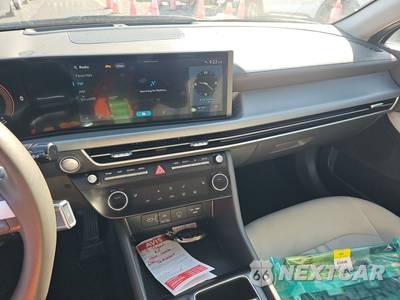 2025 Hyundai Sonata SEL - zdjęcie 11 z 31 - miniatura