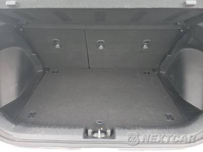 2025 Hyundai Venue SEL - zdjęcie 16 z 22 - miniatura
