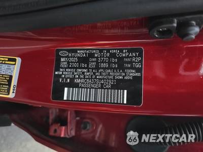 2025 Hyundai Venue SEL - zdjęcie 14 z 32 - miniatura
