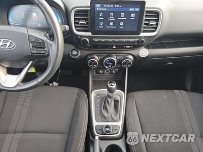 2025 Hyundai Venue SEL - zdjęcie 11 z 31 - miniatura