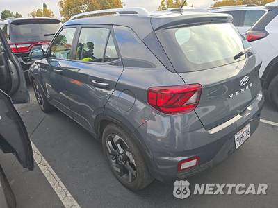 2025 Hyundai Venue SEL - zdjęcie 6 z 31 - miniatura