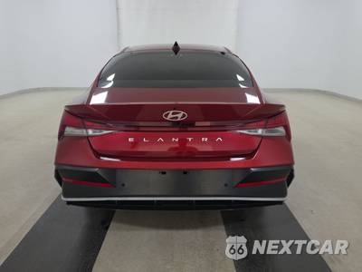 2024 Hyundai Elantra Limited - zdjęcie 5 z 33 - miniatura