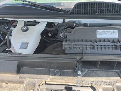2025 Chevrolet Express 3500 Passenger Van LS 1LS 155.1" WB - zdjęcie 16 z 25 - miniatura