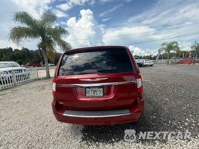 2014 Chrysler Town & Country Touring 121.2" WB - zdjęcie 18 z 18 - miniatura