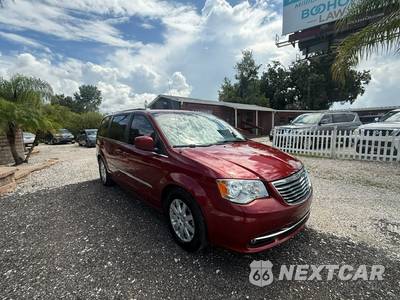 2014 Chrysler Town & Country Touring 121.2" WB - zdjęcie 7 z 18 - miniatura