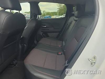 2025 Nissan Kicks SR - zdjęcie 14 z 25 - miniatura