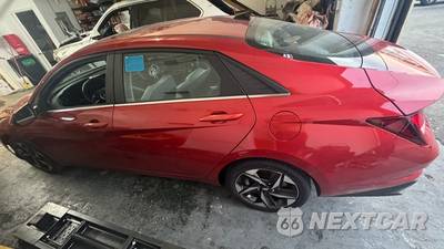 2021 Hyundai Elantra Limited - zdjęcie 4 z 8 - miniatura
