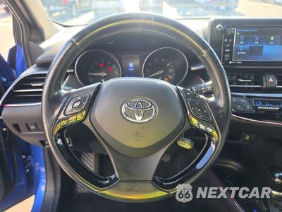 2018 Toyota C-HR XLE - zdjęcie 10 z 46 - miniatura