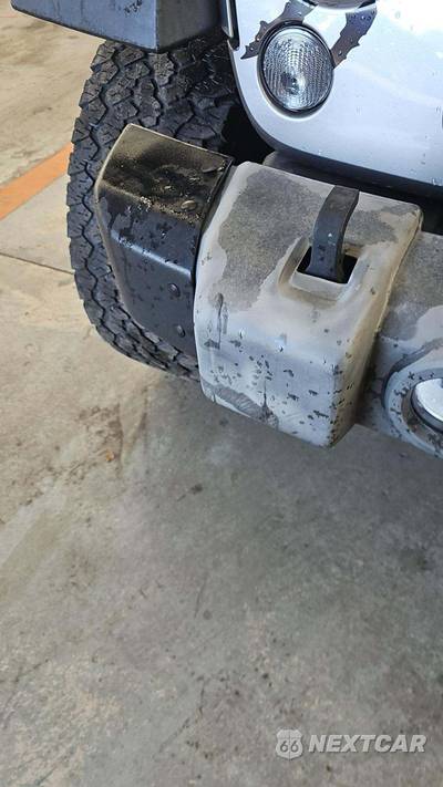 2016 Jeep Wrangler Unlimited Sport - zdjęcie 26 z 31 - miniatura