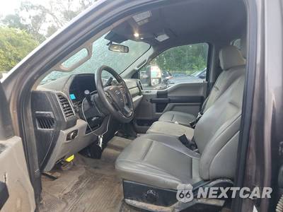 2021 Ford Super Duty F-550 Cab Chassis XL Crew Cab DRW - zdjęcie 7 z 27 - miniatura