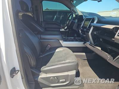 2019 Ford Super Duty F-250 Lariat Crew Cab Medium Bed - zdjęcie 8 z 20 - miniatura