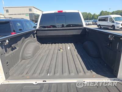 2019 Ford Super Duty F-250 Lariat Crew Cab Medium Bed - zdjęcie 16 z 20 - miniatura