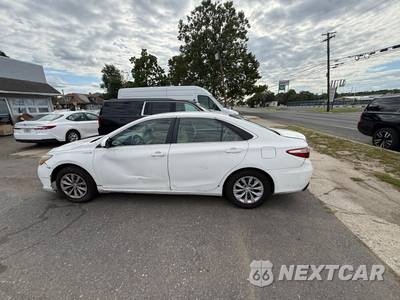 2015 Toyota Camry Hybrid LE - zdjęcie 6 z 85 - miniatura