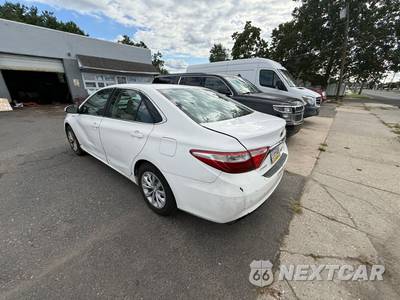 2015 Toyota Camry Hybrid LE - zdjęcie 9 z 85 - miniatura