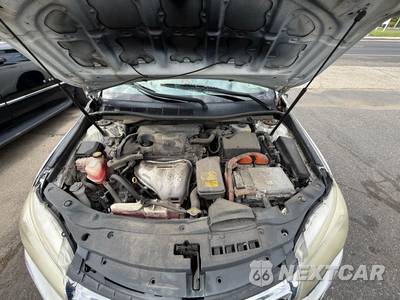 2015 Toyota Camry Hybrid LE - zdjęcie 72 z 85 - miniatura