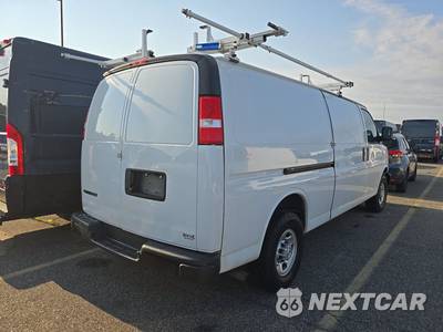 2023 Chevrolet Express 3500 Cargo Van 1WT 155.2" WB - zdjęcie 4 z 32 - miniatura