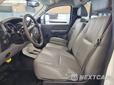 2009 Chevrolet Silverado 3500HD Cab Chassis WT Regular Cab 1WT - zdjęcie 7 z 16 - miniatura