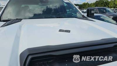 2024 Chevrolet Silverado 2500HD Custom Crew Cab Medium Bed 1CX - zdjęcie 20 z 31 - miniatura
