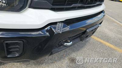 2024 Chevrolet Silverado 2500HD Custom Crew Cab Medium Bed 1CX - zdjęcie 25 z 31 - miniatura