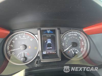 2016 Toyota Tacoma TRD Sport Crew Cab Medium Bed - zdjęcie 12 z 35 - miniatura