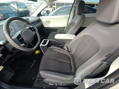 2024 Hyundai IONIQ 5 SEL - zdjęcie 7 z 20 - miniatura