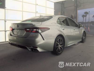 2023 Toyota Camry SE - zdjęcie 4 z 29 - miniatura
