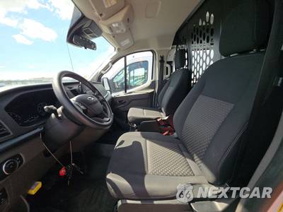2025 Ford Transit 250 Cargo Van Low Roof 130.0" WB - zdjęcie 7 z 31 - miniatura