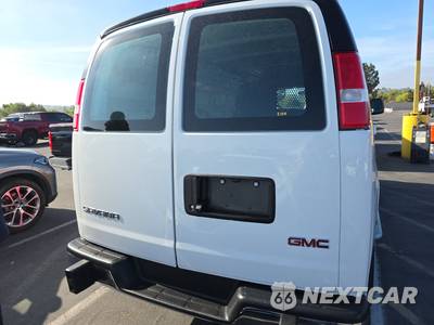 2025 GMC Savana 2500 Cargo Van 1WT 135.0" WB - zdjęcie 5 z 20 - miniatura