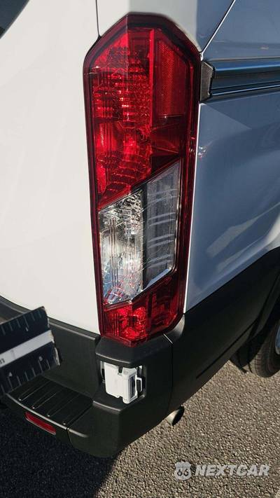 2025 Ford Transit 250 Cargo Van Low Roof 130.0" WB - zdjęcie 18 z 23 - miniatura