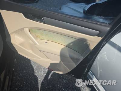 2014 Volkswagen Passat TDI SE w/Sunroof - zdjęcie 20 z 30 - miniatura