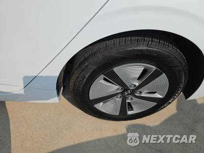 2021 Hyundai Ioniq Hybrid Blue - zdjęcie 11 z 23 - miniatura
