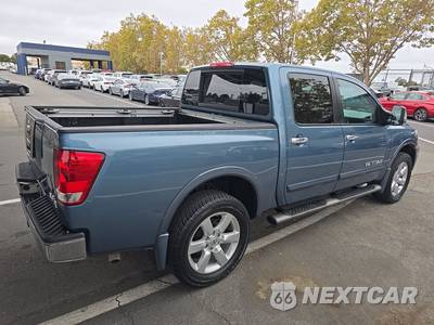 2010 Nissan TITAN LE Crew Cab Short Bed - zdjęcie 4 z 28 - miniatura