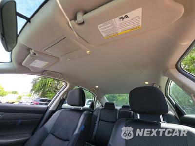 2016 Nissan Altima 2.5 SR - zdjęcie 13 z 17 - miniatura