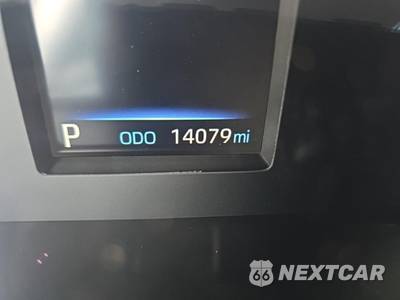 2025 Toyota Tundra SR5 Crew Cab Short Bed - zdjęcie 15 z 21 - miniatura
