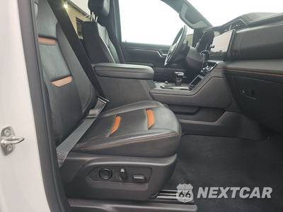 2024 GMC Sierra 1500 AT4 Crew Cab Medium Bed - zdjęcie 8 z 30 - miniatura
