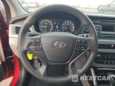 2015 Hyundai Sonata SE - zdjęcie 10 z 36 - miniatura
